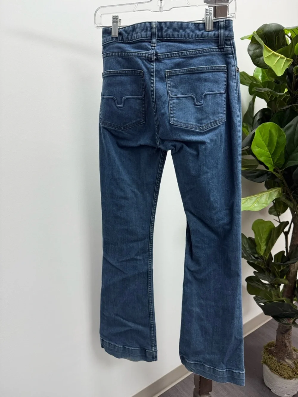 Kimes Ranch Lola Women's Flare Wide-Leg Jeans in Dark Blue - Picture 3 of 3